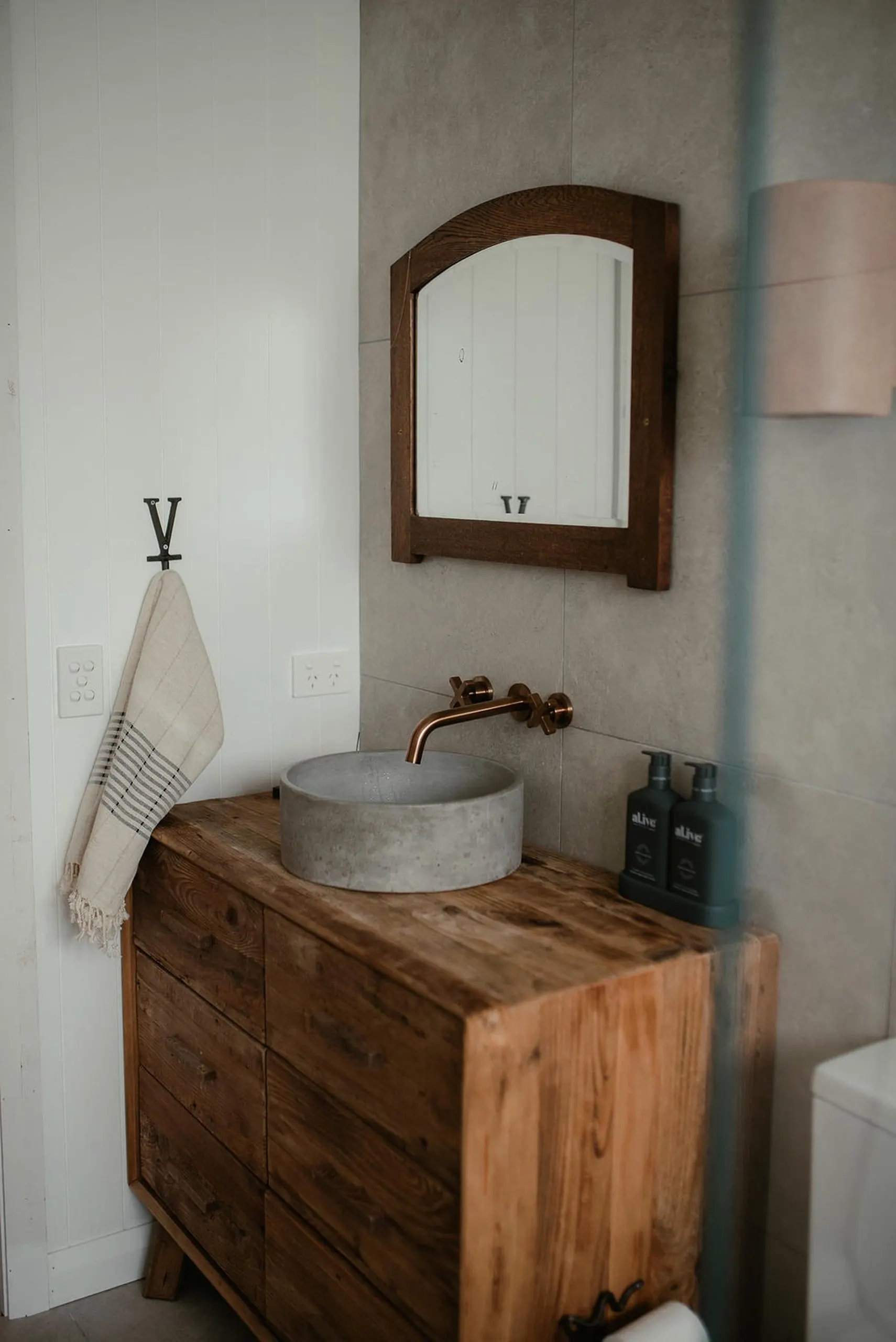 Bathroom vanity in the Sonnydale project, the Central Coast, by Clove Interiors