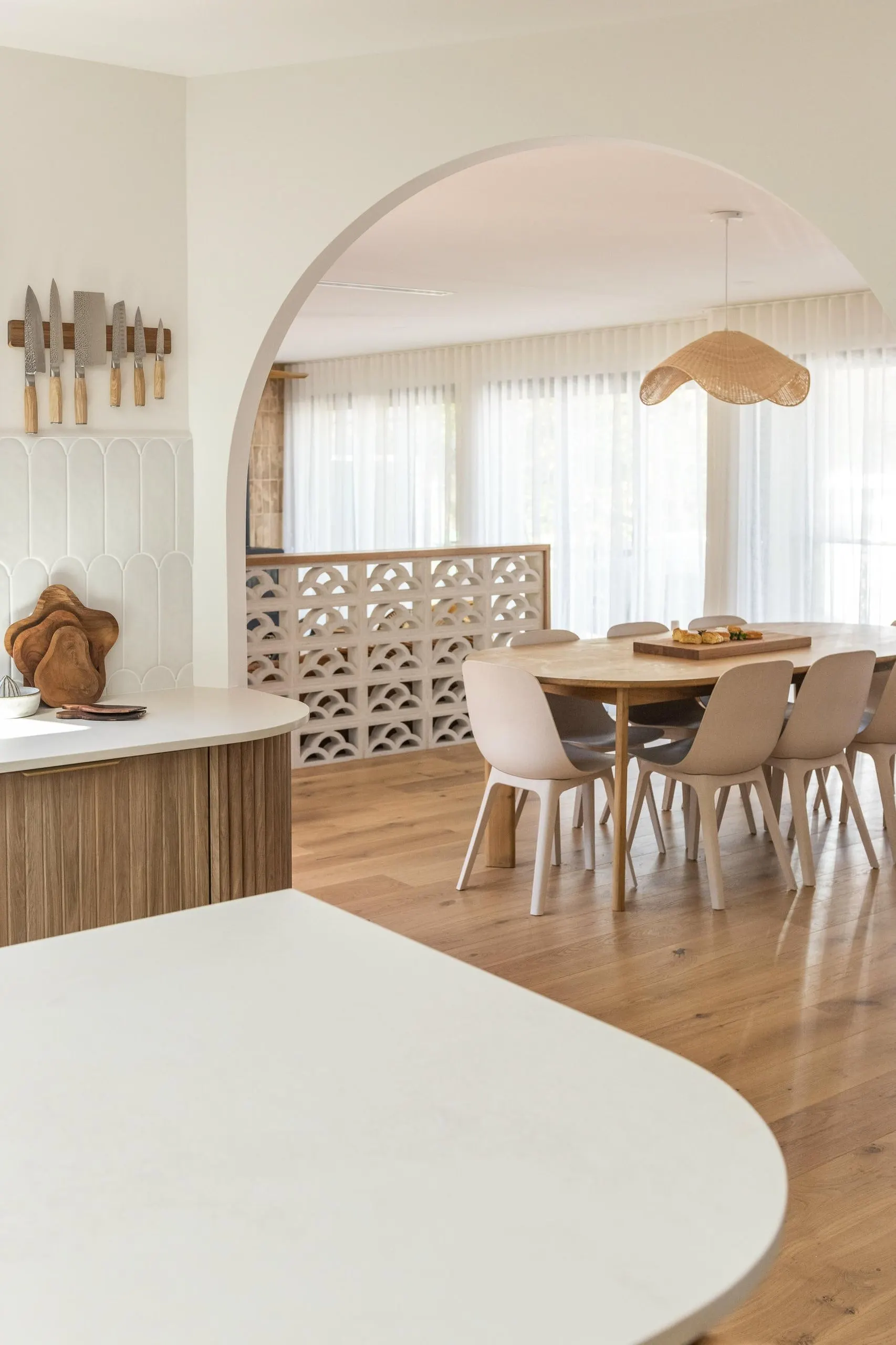 Dining room in the Barradise project, the Central Coast, by Clove Interiors
