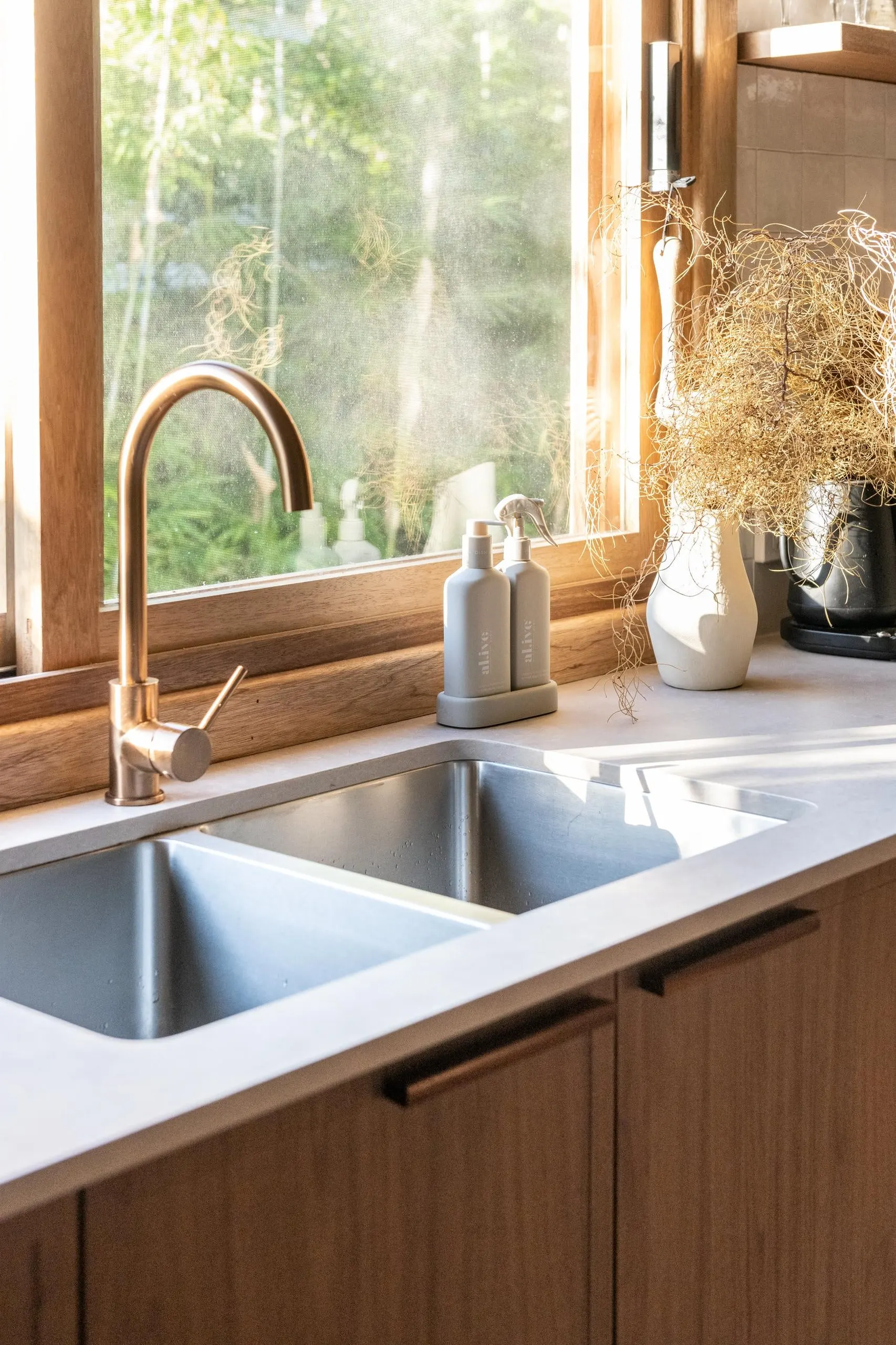 Kitchen in the Nirvana project, Long Jetty, Central Coast, by Clove Interiors